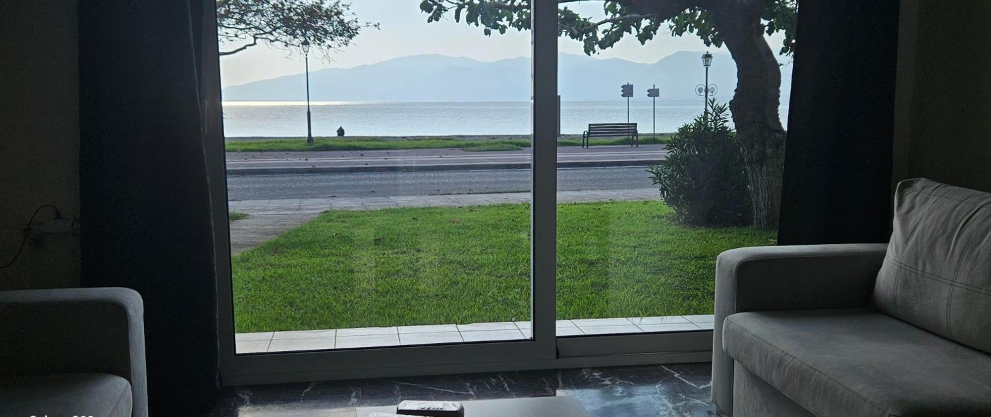 Nafpaktos Seaside Apartment Exterior photo