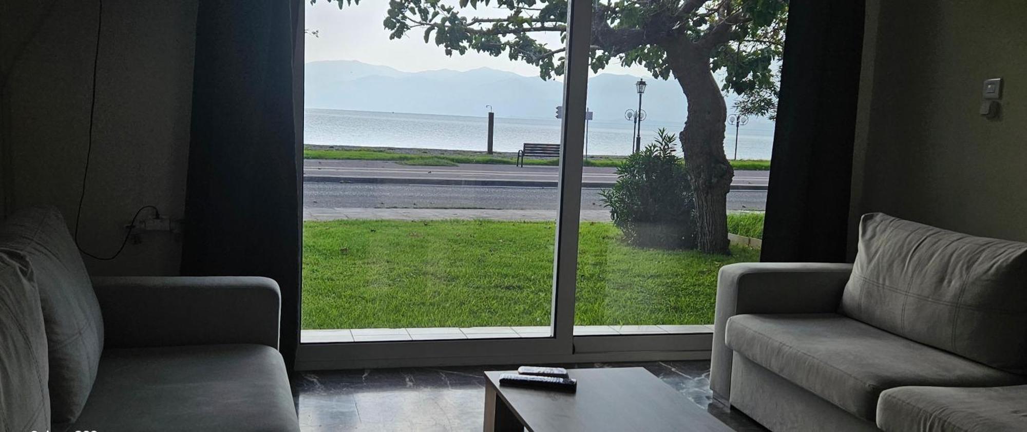 Nafpaktos Seaside Apartment Exterior photo